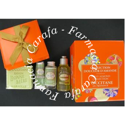 Cofanetto contenente 1 gel doccia 1 cremina mani 1 olio corpo 1 saponetta