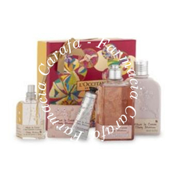 Cofanetto contenente 1 cremina mani 1 latte corpo 1 profumo 1 gel doccia