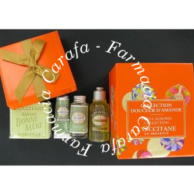 Cofanetto contenente 1 gel doccia 1 cremina mani 1 olio corpo 1 saponetta